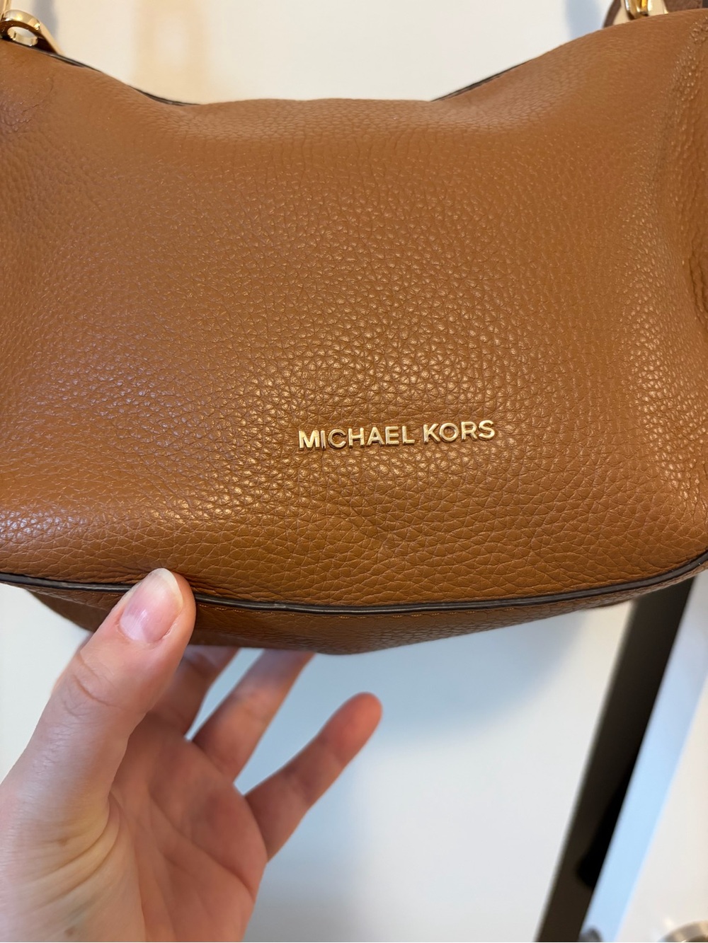 MICHAEL KORS RAVEN MESSENGER CROSSBODY BAG LEATHER GOLD HARDWARE CAMEL BROWN - Picture 5 of 15